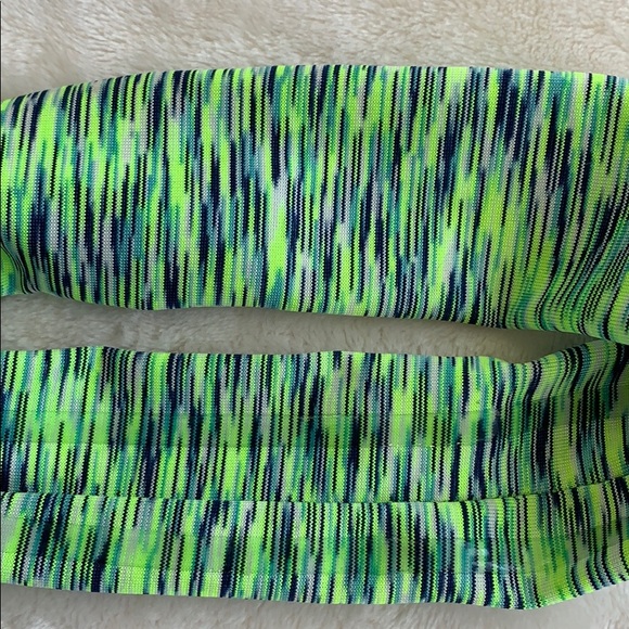 Lot of 2 green Headbands Hair EUC - Picture 2 of 5